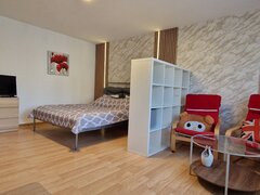 Uverturii, 8 min. metrou Lujerului, proprietar, garsoniera mare 42 mp